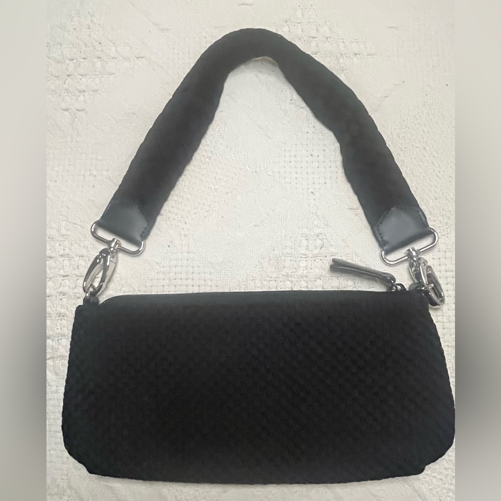 The SAK women’s handbag black